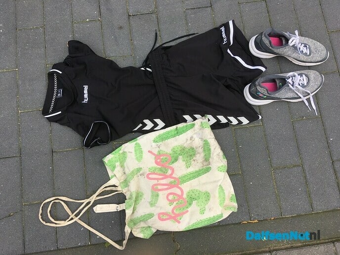 Zak met kinder sportkleding gevonden - Foto: Ingezonden foto