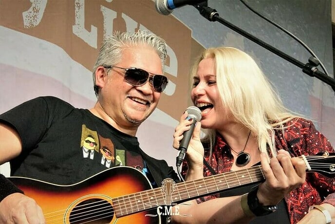 Award winnaars Albert en Annet Rumengan-Roons live te bewonderen!