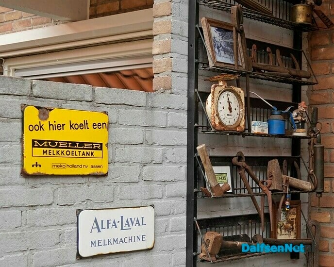 Havenmeester Joop en zijn verzamelhobby - Foto: Paul Scholten