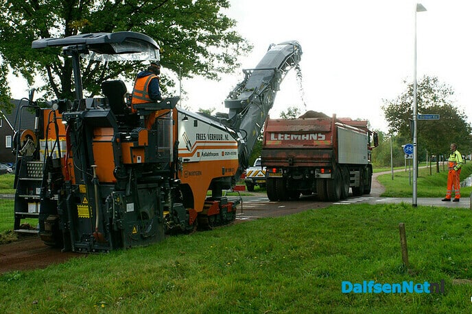 Nieuw asfalt voor gedeelte van fietspad - Foto: Paul Scholten