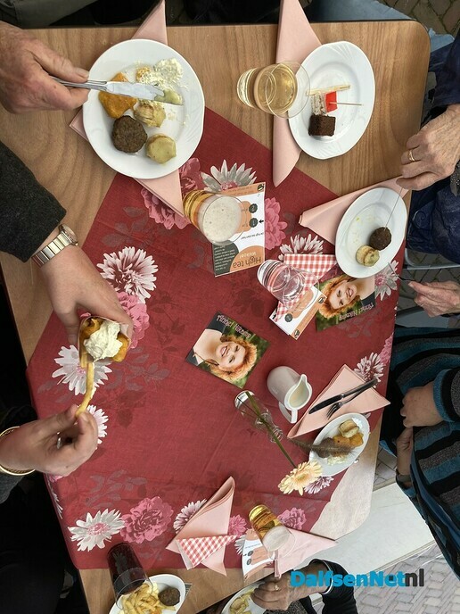 Rosengaerde bedankt vrijwilligers - Foto: Ingezonden foto