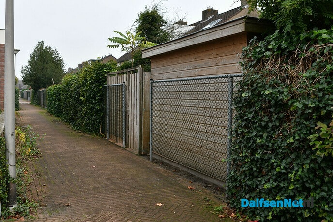 Burgemeester Van Lente neemt kijkje in Oranjebuurt - Foto: Johan Bokma