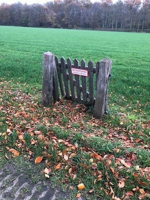 Humor op de Heinoseweg? - Foto: Ingezonden foto