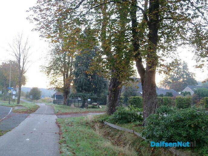 Cafe, kruidenier en bakker Schuurman met speeltuin “Welgelegen” in Emmen - Foto: Wim