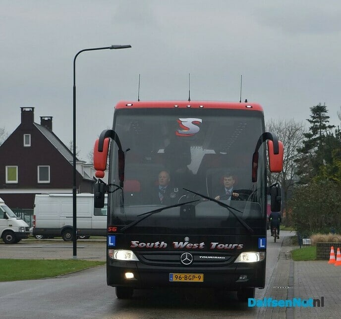 Duitse discotheken dicht, strop voor Ron