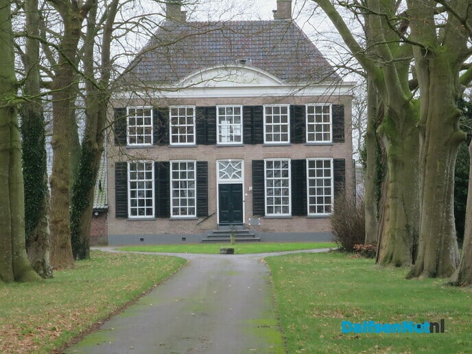 Historie aan de Ruitenborghweg - Foto: Wim