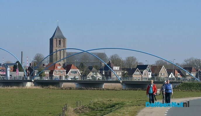 Vrouwen van Nu aan de wandel - Foto: Johan Bokma