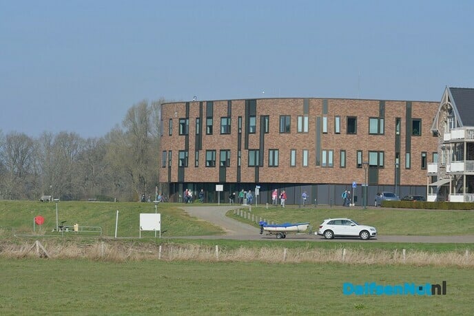 Vrouwen van Nu aan de wandel - Foto: Johan Bokma