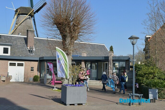 Vrouwen van Nu aan de wandel - Foto: Johan Bokma
