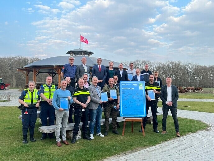 Certificaat Veilig Buitengebied Vechtdal uitgereikt - Foto: Gemeente Dalfsen