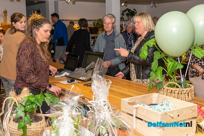 Winkel “Zussies” officieel geopend - Foto: Paul Scholten