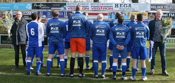 Nieuwe kleding Veteranen VV Hoonhorst - Foto: Ingezonden foto