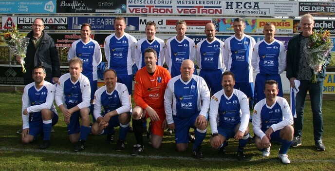 Nieuwe kleding Veteranen VV Hoonhorst - Foto: Ingezonden foto