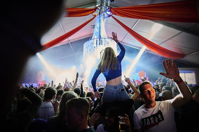 Oranjefeesten Dalfsen in volle gang - Foto: Eigen geleverde foto