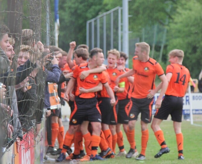 S.V. Nieuwleusen zet kroon schitterend seizoen - Foto: Ingezonden foto