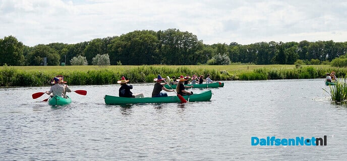Navigators met “Mexicanen” op de Vecht - Foto: Paul Scholten