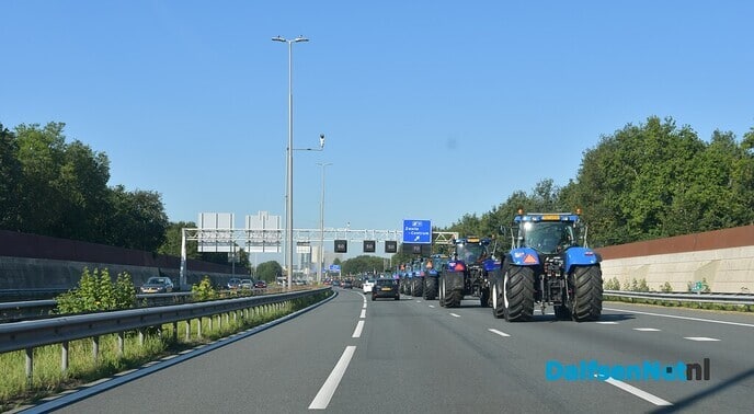 Rond de 60.000 demonstranten bij Boerenprotest in Stroe - Foto: Johan Bokma