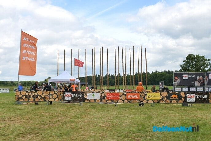 Het Sproeifeest zaterdagmiddag Hoonhorst - Foto: Johan Bokma