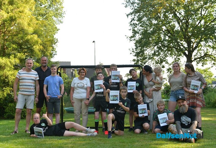 Het seizoen zit erop voor team Puur van FC Dalfsen - Foto: Johan Bokma