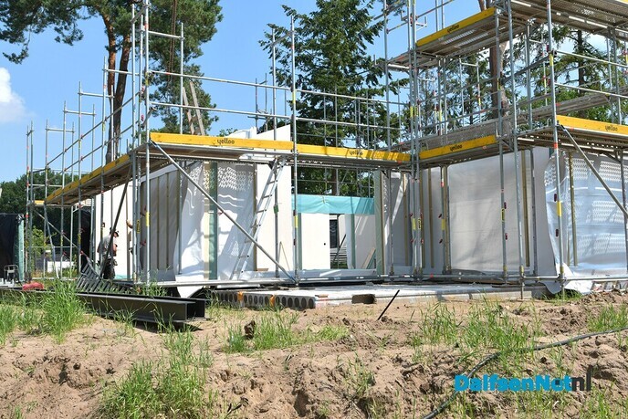 De bouw van het 2 huis op park ’t Holt gestart - Foto: Johan Bokma