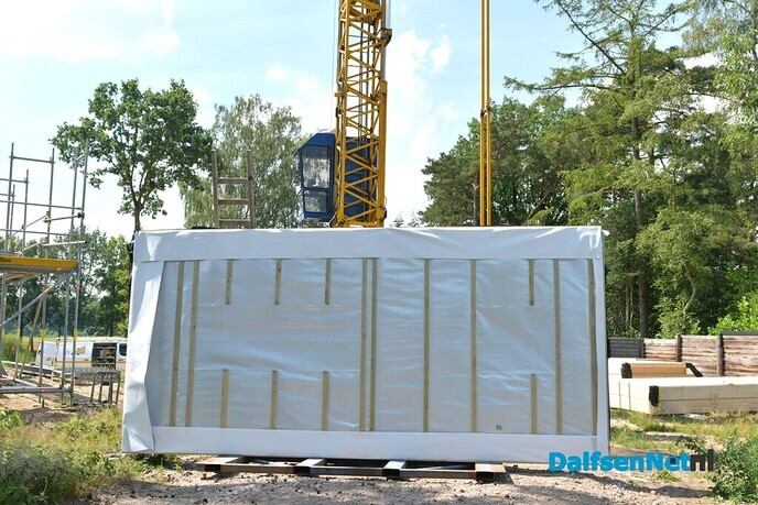 De bouw van het 2 huis op park ’t Holt gestart - Foto: Johan Bokma