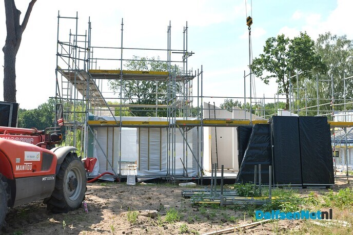 De bouw van het 2 huis op park ’t Holt gestart - Foto: Johan Bokma
