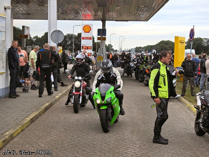 Motorsport liefhebbers keren terug uit Assen