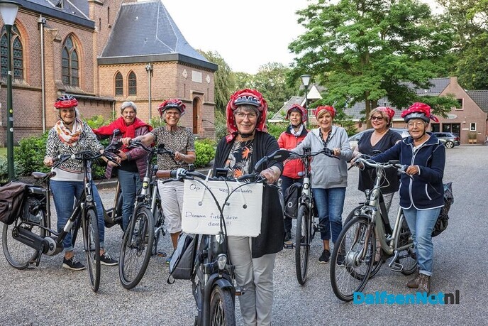 ’t Fietscluppie uit Vilsteren ondersteunt de boeren …. - Foto: Ingezonden foto