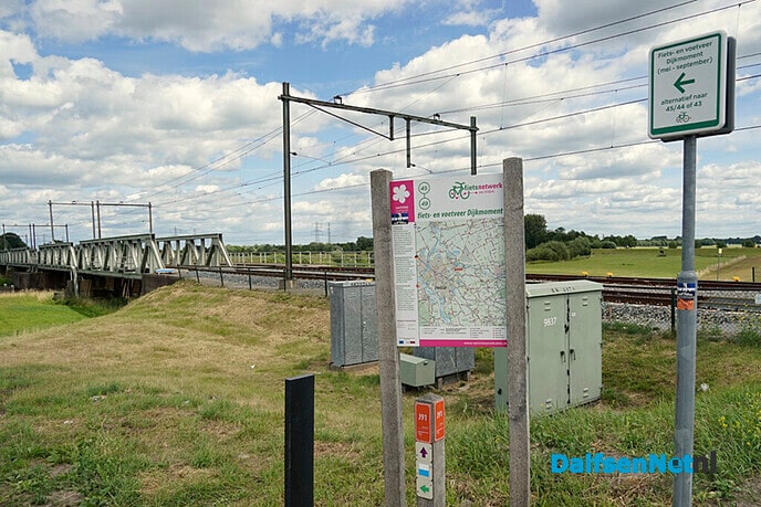 Nog steeds geen pontje tussen Dijkmoment en Maatgravenweg - Foto: Paul Scholten