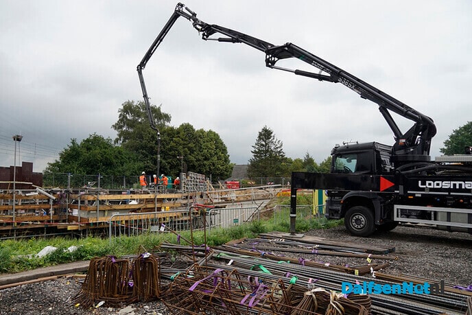 Storten beton plafond fietstunnel Hessenweg - Foto: Paul Scholten