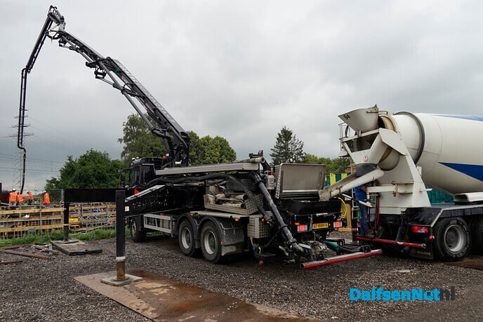 Storten beton plafond fietstunnel Hessenweg - Foto: Paul Scholten