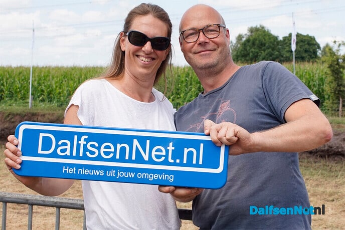 Nieuwe foto’s met bord van DalfsenNet.nl - Foto: Paul Scholten