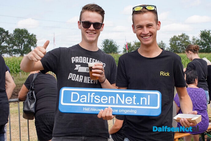 Nieuwe foto’s met bord van DalfsenNet.nl - Foto: Paul Scholten
