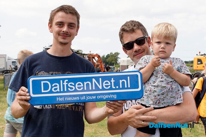 Nieuwe foto’s met bord van DalfsenNet.nl - Foto: Paul Scholten