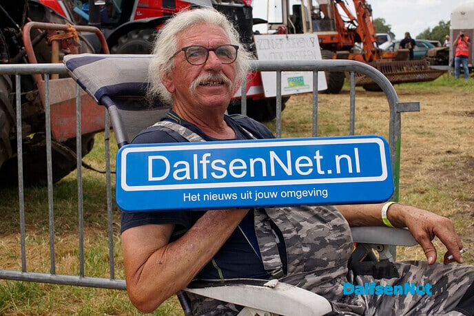 Foto’s met bord DalfenNet.nl - Foto: Paul Scholten