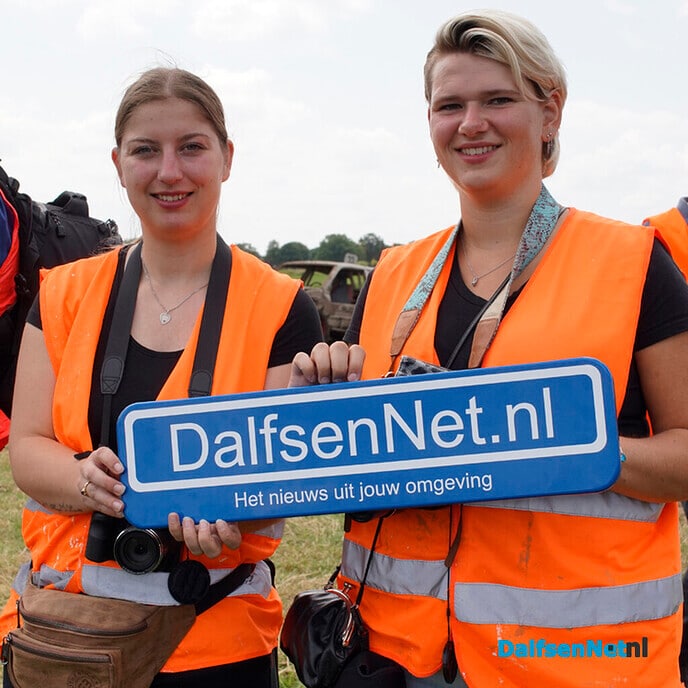 Nieuwe foto’s met bord van DalfsenNet.nl - Foto: Paul Scholten