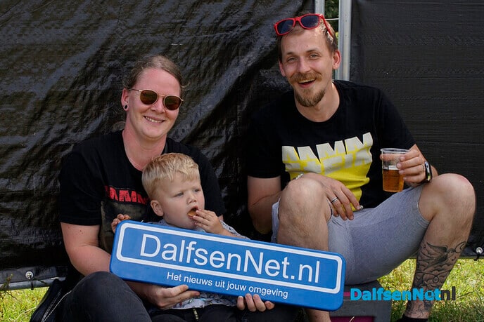 Foto’s met bord DalfenNet.nl - Foto: Paul Scholten