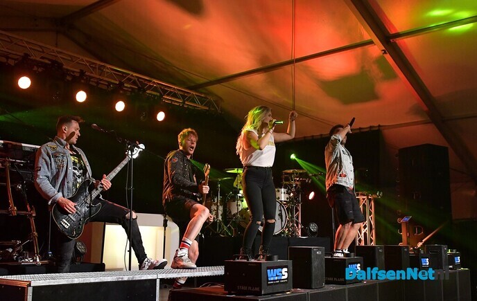Royal Beat zet feesttent compleet op zijn kop! - Foto: Johan Bokma