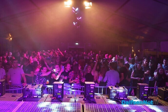 Royal Beat zet feesttent compleet op zijn kop! - Foto: Johan Bokma
