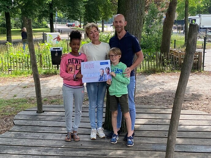 Basisschool ‘Het Avontuur’ haalt bijna € 1.900,- op - Foto: Ingezonden foto