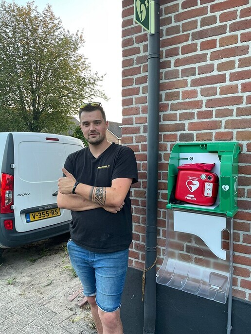 Geslaagde actie voor meer AED’s in Lemelerveld - Foto: Niels Jansen