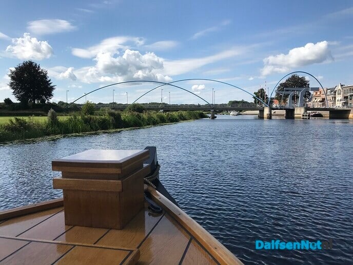 Hessumers varen naar Hessum ….. - Foto: Ingezonden foto