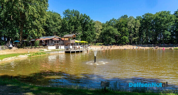 Natuurbad Heidepark Lemelerveld biedt veel waterplezier - Foto: Paul Scholten