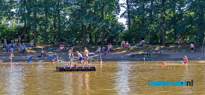 Natuurbad Heidepark Lemelerveld biedt veel waterplezier - Foto: Paul Scholten