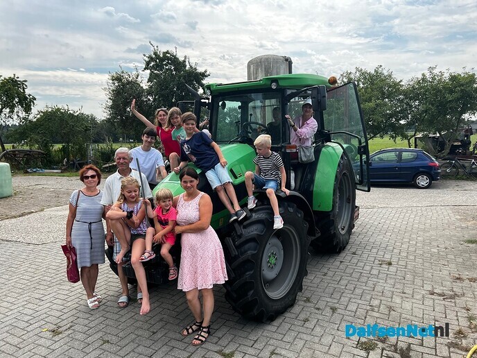 Een zeer geslaagd boerenbezoek - Foto: Ingezonden foto