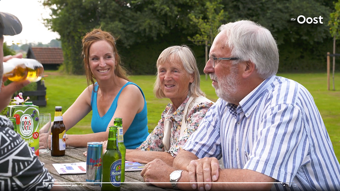 Agnes en Hennie waren ook in beeld