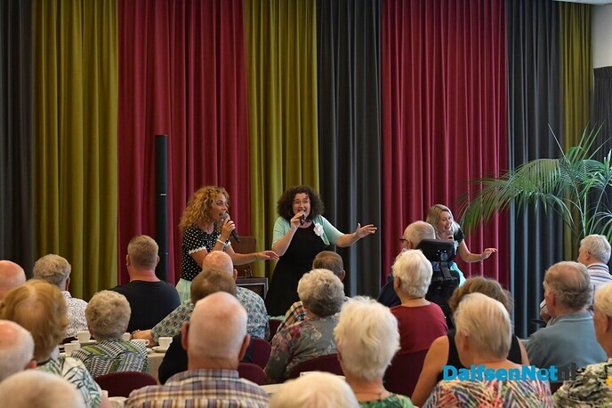 Volle zaal in De Overkant bij 10 jarig bestaan ABSD - Foto: Johan Bokma