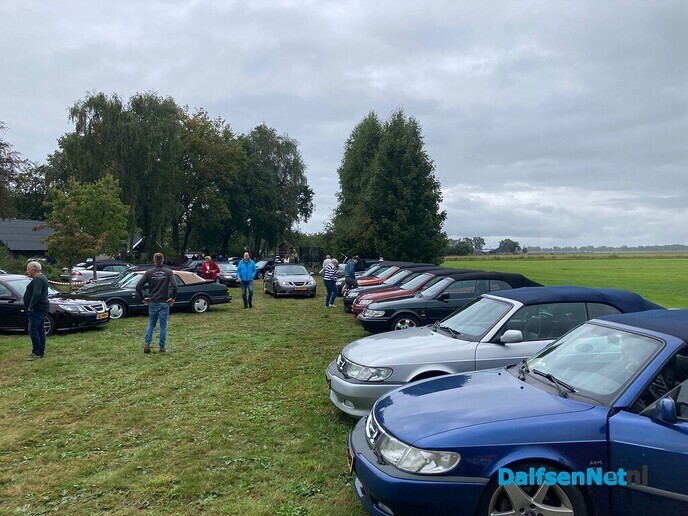 100 SAAB cabrio’s bij Saabmuseum aan Dedemsweg - Foto: Ingezonden foto