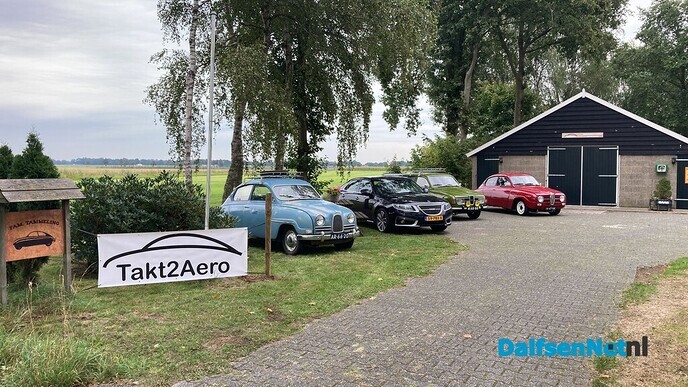 100 SAAB cabrio’s bij Saabmuseum aan Dedemsweg - Foto: Ingezonden foto