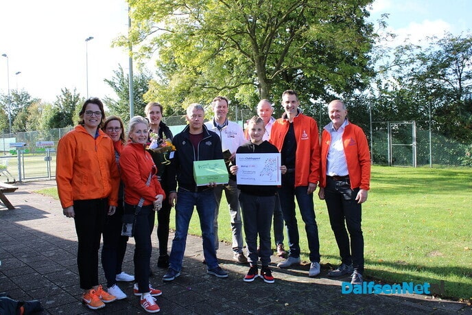Tennisvereniging Nieuwleusen blij verrast! - Foto: Ingezonden foto